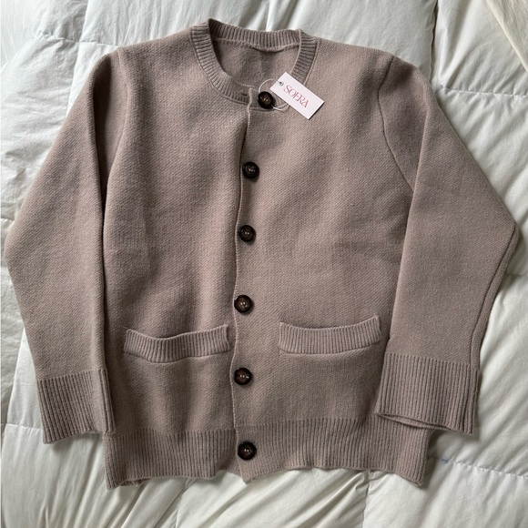 Viral Tik Tok Cardigan - Picture 3 of 5